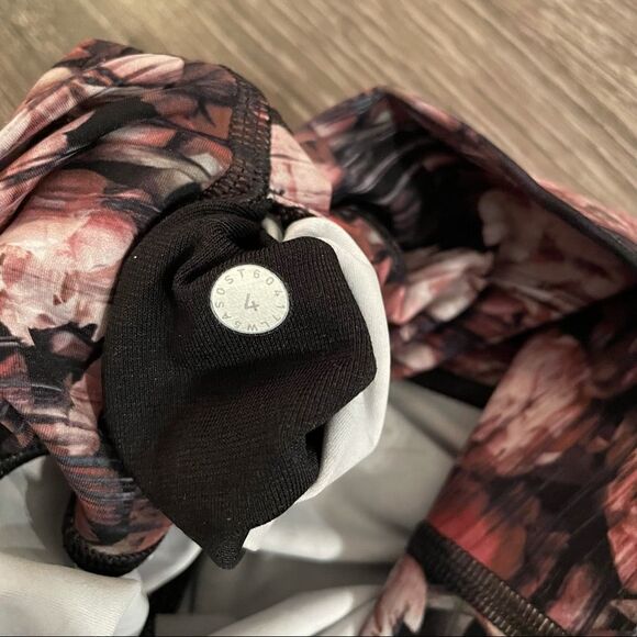 Lululemon Wunder Under Peony Multi Hi-Rise Tight nwot - Picture 6 of 6